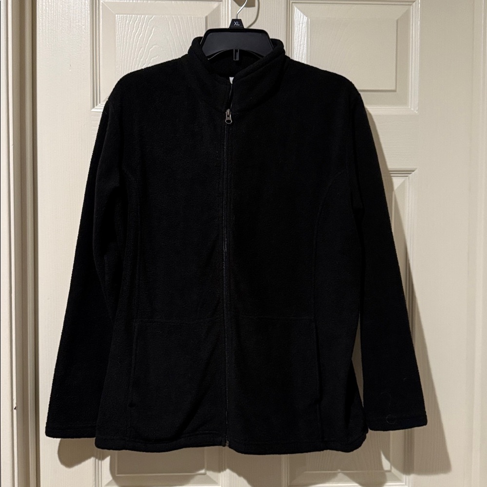 Bass Pro Shops Black Fleece Jacket